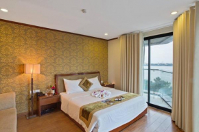  Sunset Westlake Hanoi Hotel  Ханой
